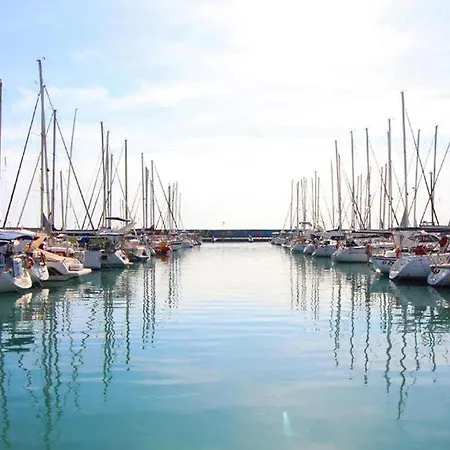 Apartment Gorgeous In Canet Den Berenguer *